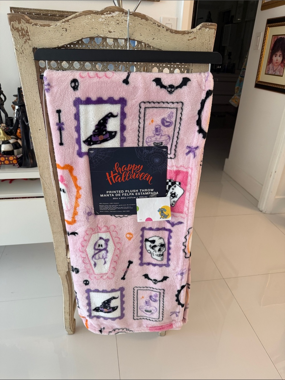 Happy Halloween Pink/White/Black Skulls/Ghosts/Bats/Bows Plush Throw Blanket